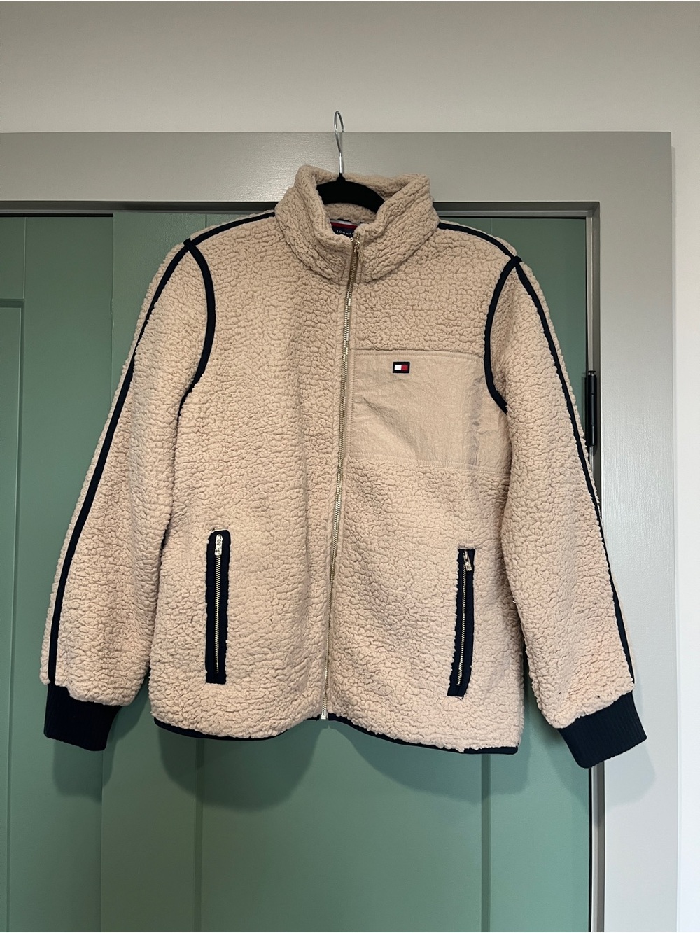 Tommy Hilfiger Women's Cream Sherpa Zip-Up Jacket